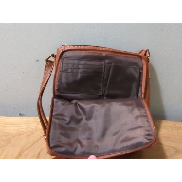 B.O.C. Born Concept Brown Leather Shoulder Strap Bag With Pocketd - Picture 3 of 7